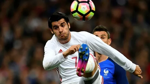 Morata passes Chelsea medical