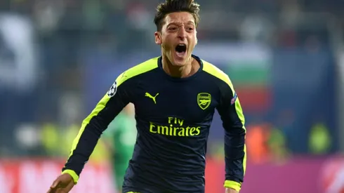 Ozil on verge of huge new Gunners deal