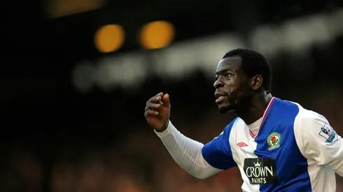 Aston Villa sign veteran defender Samba