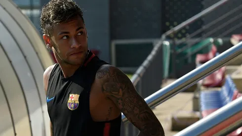 Barca '200%' certain Neymar will stay