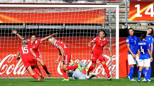 Russia stun Italy 2-1 at women's Euro football championship