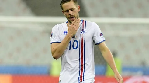 Clement wants quick resolution to Sigurdsson's future