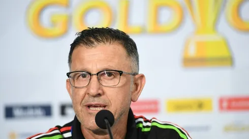 Mexico coach apologizes for outburst