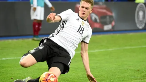 Germany's Ginter quits Dortmund to join Moenchengladbach