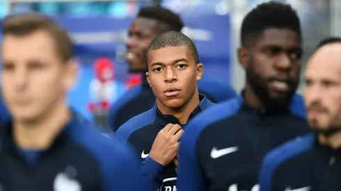 PSG swoop for Mbappe as Sanchez move stalls