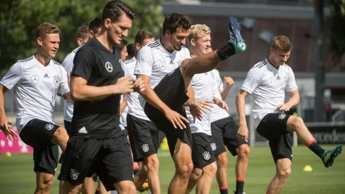 Perfect Germany out to secure World Cup ticket