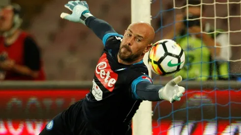 Napoli reject PSG offer for goalkeeper Reina