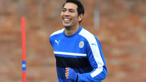 Ulloa signs new deal to complete Leicester revival