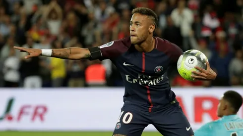 Neymar, PSG steeled for 'first big test'