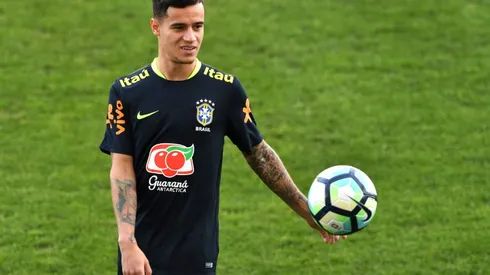 Liverpool's Klopp keeps peace with want-away Coutinho