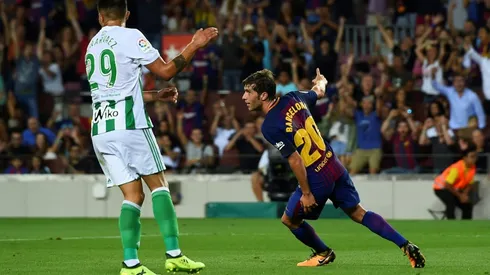 Barcelona honour terror attack victims in Betis win