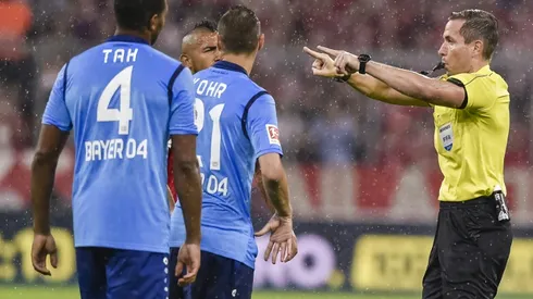 Video ref gets thumbs up on Bundesliga debut