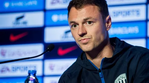 Evans pursuit not make-or-break for football coach Guardiola