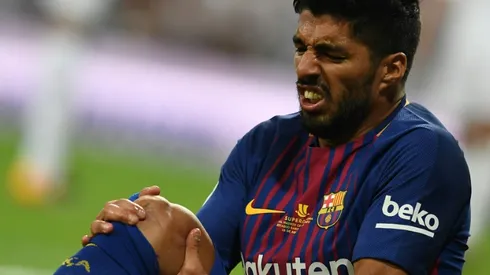New blow for Barcelona as Suarez ruled out for a month