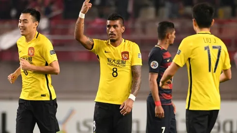 Paulinho's Barcelona move boosts China league, Villas-Boas says