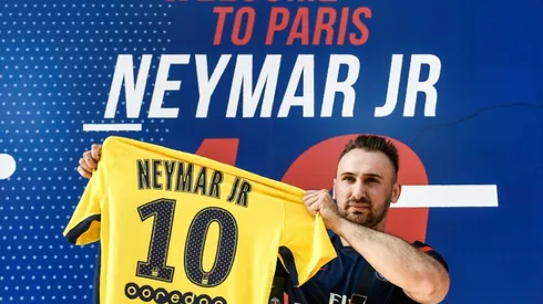 PSG sell 10,000 Neymar shirts on first day