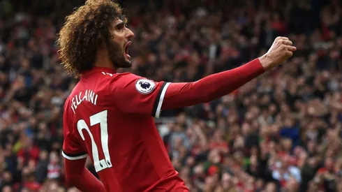 Fellaini shines as United crush Palace