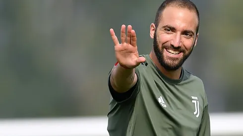 Juventus coach Allegri has 'no problem' with Higuain