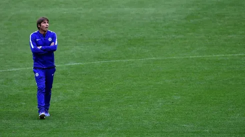 Conte challenges Chelsea to make Champions League step up