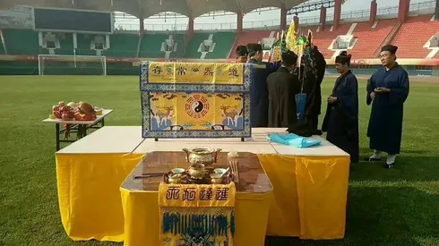 Chinese football club told to focus on goals, not gods