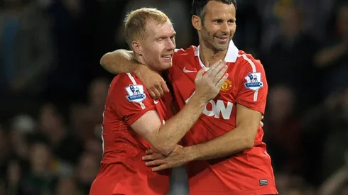 Giggs and Scholes no-show angers India fans