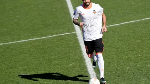 Zaza hat-trick fires five-star Valencia into third