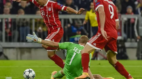 Bayern out to silence critics as Bundesliga returns