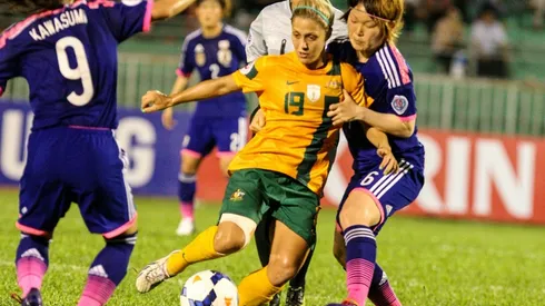 Australian women footballers take step towards professionalism