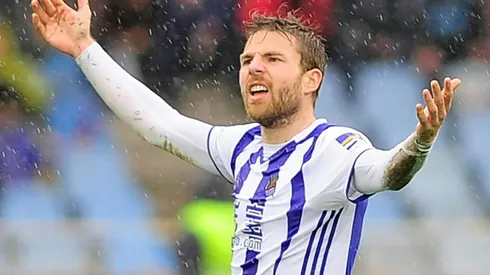 Sociedad go joint top with win at Deportivo