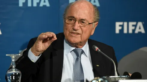 Blatter says he is going to World Cup at Putin's invitation