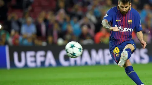 10-man Barca cruise as club plead for Catalonia dialogue