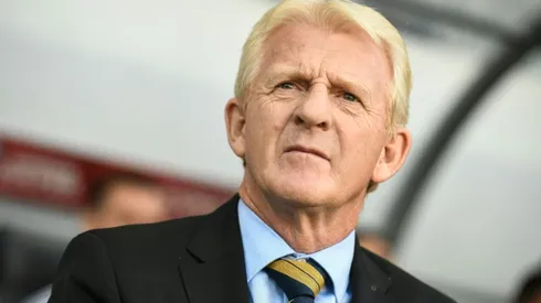 Strachan steps down as Scotland manager