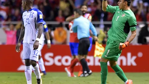 Real keeper Navas suffers groin injury