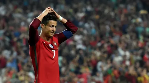 Ronaldo, Portugal lock down World Cup berth