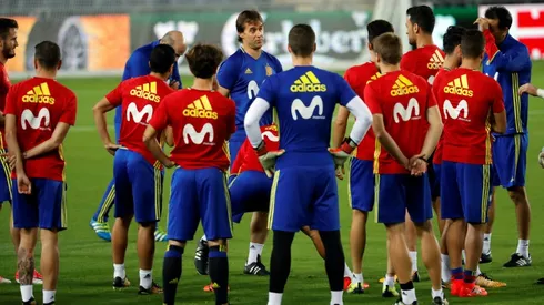 Spain's Lopetegui puts politics aside ahead of Israel