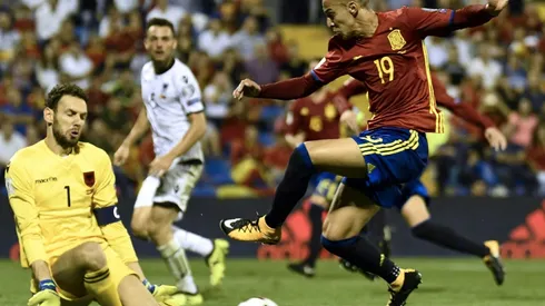 Spain punch World Cup ticket, Serbia made to wait