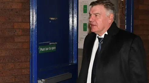 Allardyce arrives at Everton for Rooney's Hammer-blow hat-trick