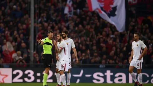 Roma skipper De Rossi gets two-match ban