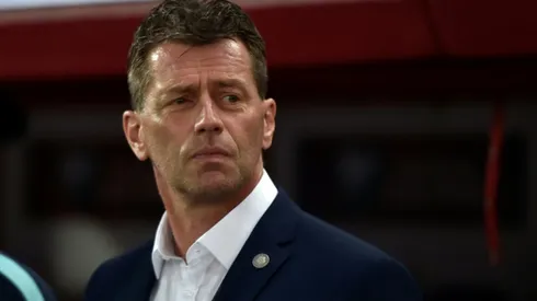 Greece coach Skibbe given contract extension