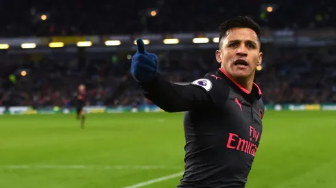 Wenger rules out Sanchez and Ozil exits in January