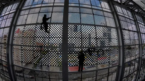 Russia builds inside-out arena for World Cup