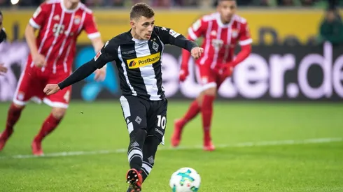 Bayern suffer first defeat under Heynckes