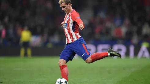 Griezmann stunner keeps Atletico Madrid alive