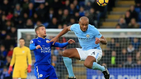De Bruyne dazzles as Man City sink Leicester