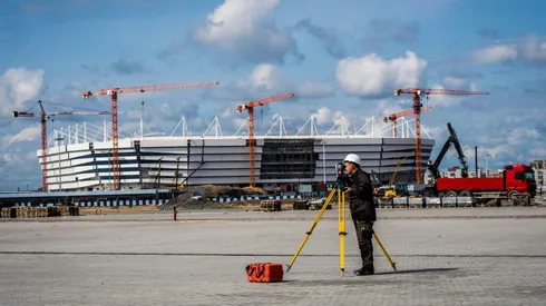 FIFA human rights panel warns over migrant workers