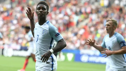 Leicester's Demarai Gray pens new deal