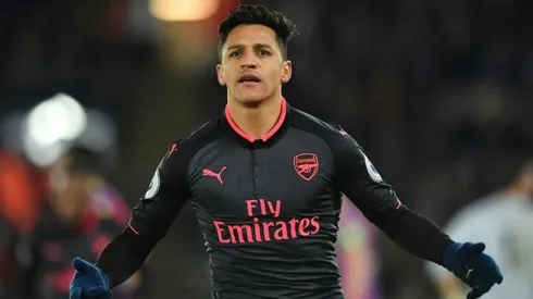 Sanchez gives record-equalling Wenger victory