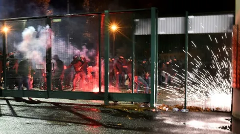 Four police hurt in clashes with Saint-Etienne ultras