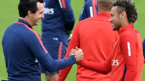 Emery wants PSG fans to show Neymar 'affection'