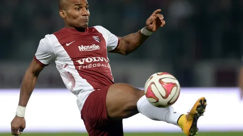 Ex-Chelsea winger Malouda joins Luxembourg club